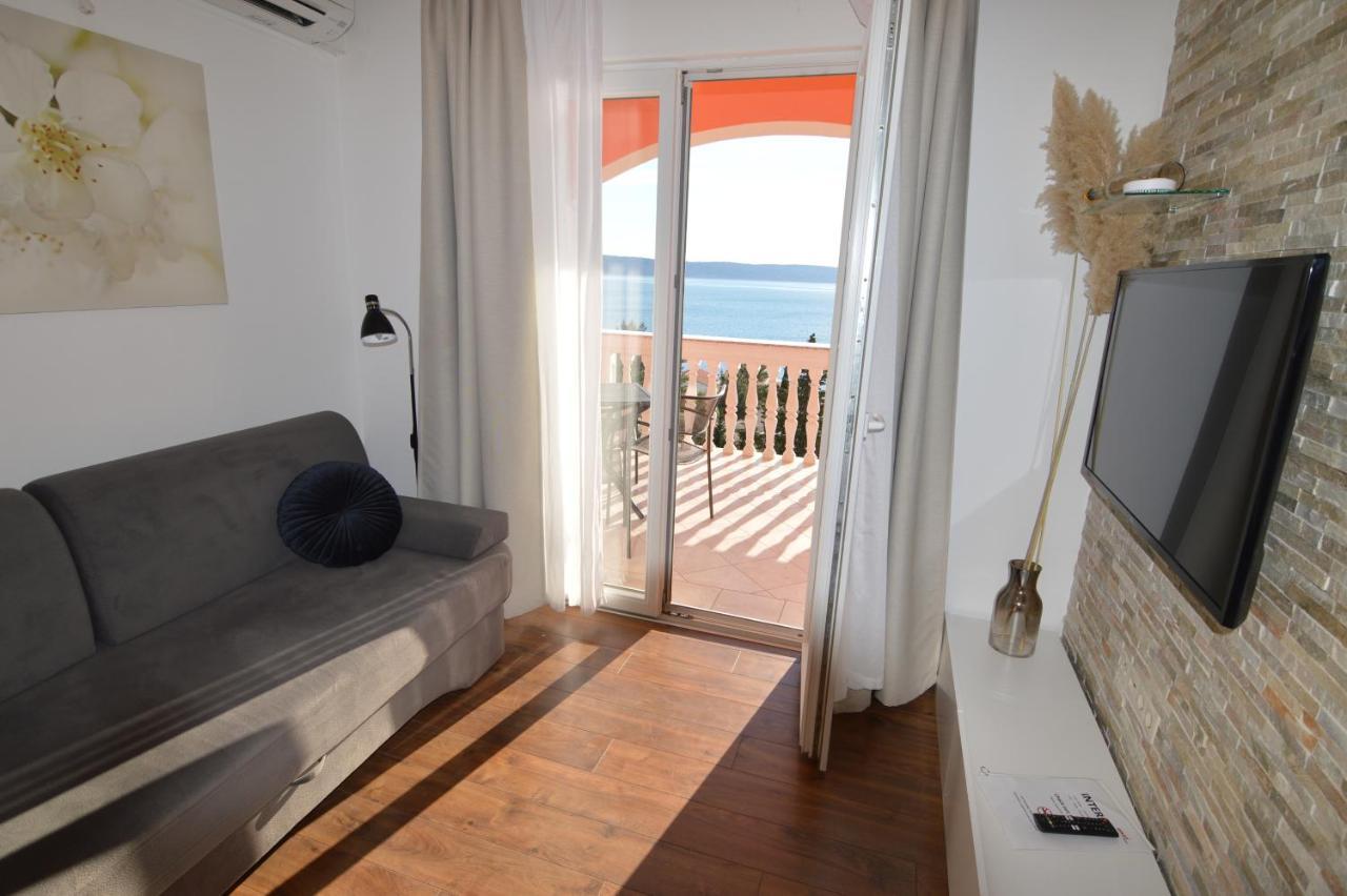 Apartments By The Sea Starigrad, Paklenica - 16421 Zewnętrze zdjęcie
