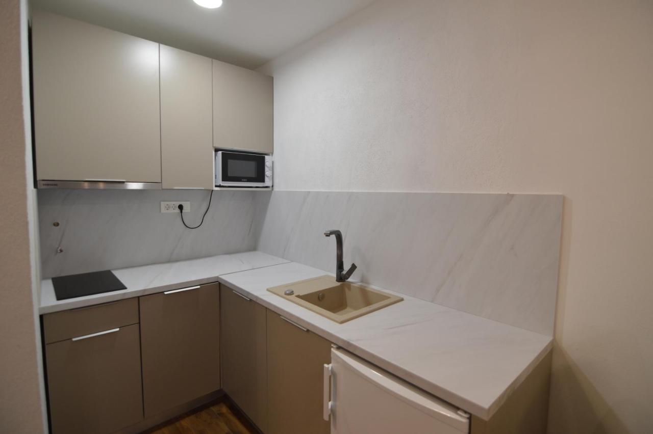 Apartments By The Sea Starigrad, Paklenica - 16421 Zewnętrze zdjęcie