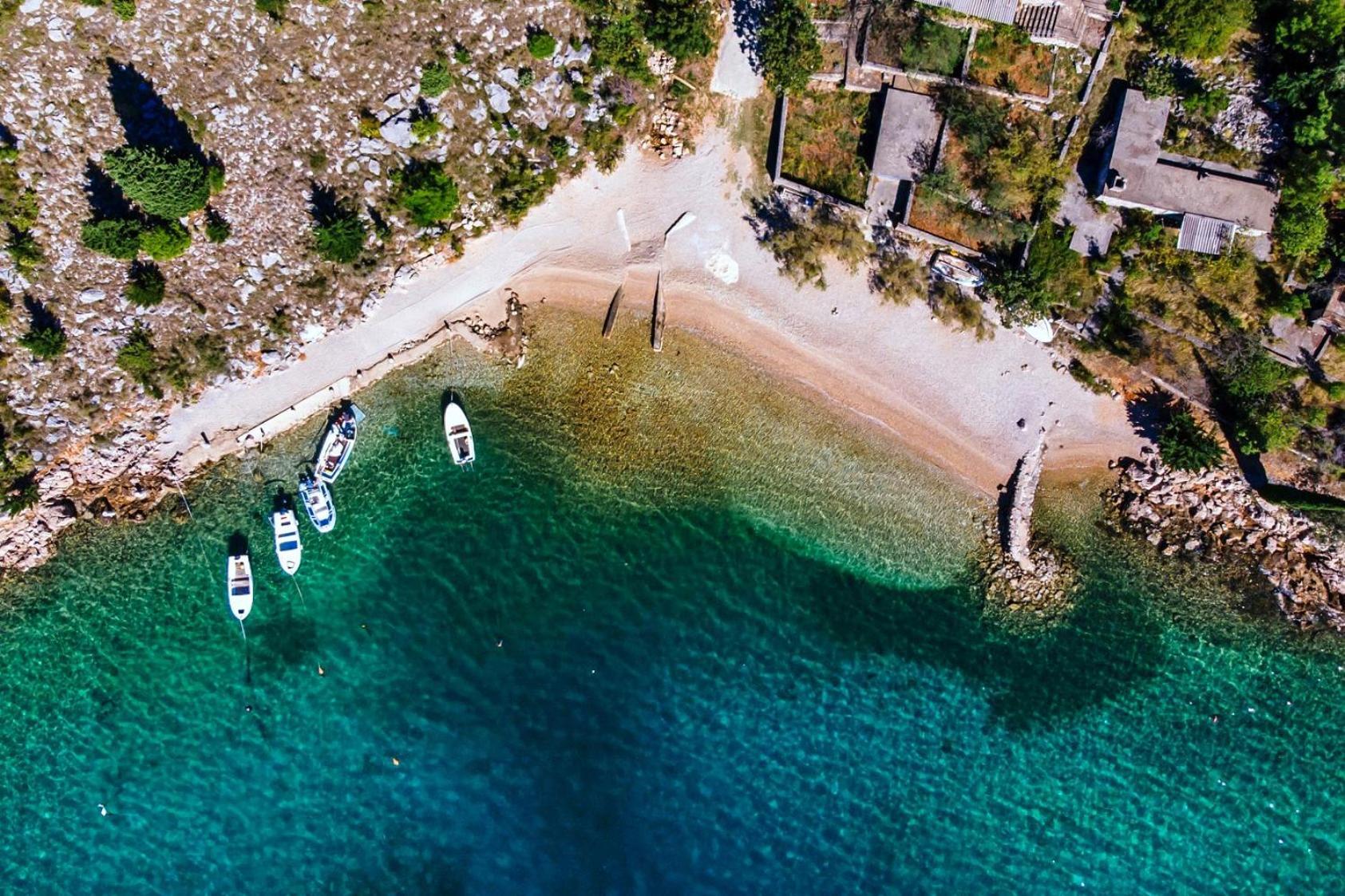 Apartments By The Sea Starigrad, Paklenica - 16421 Zewnętrze zdjęcie